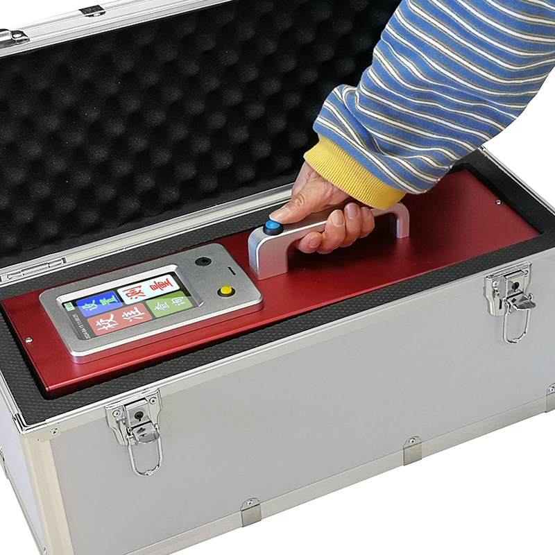 ZTT-301E型逆反射標線測量儀(圖3) ZTT-301E型便攜式標線逆反射測量儀(圖3)