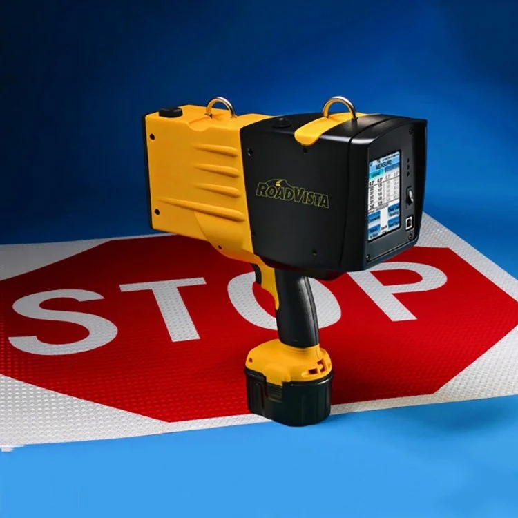 美國(guó)Roadvista 932 逆反射系數(shù)測(cè)試儀(圖1) 美國(guó)Roadvista 932 逆反射系數(shù)測(cè)試儀(圖1)